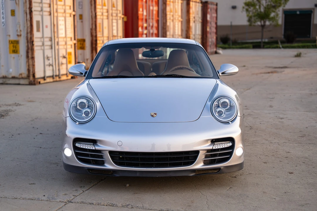 2011 Porsche 997 Turbo - Image 27 of 31
