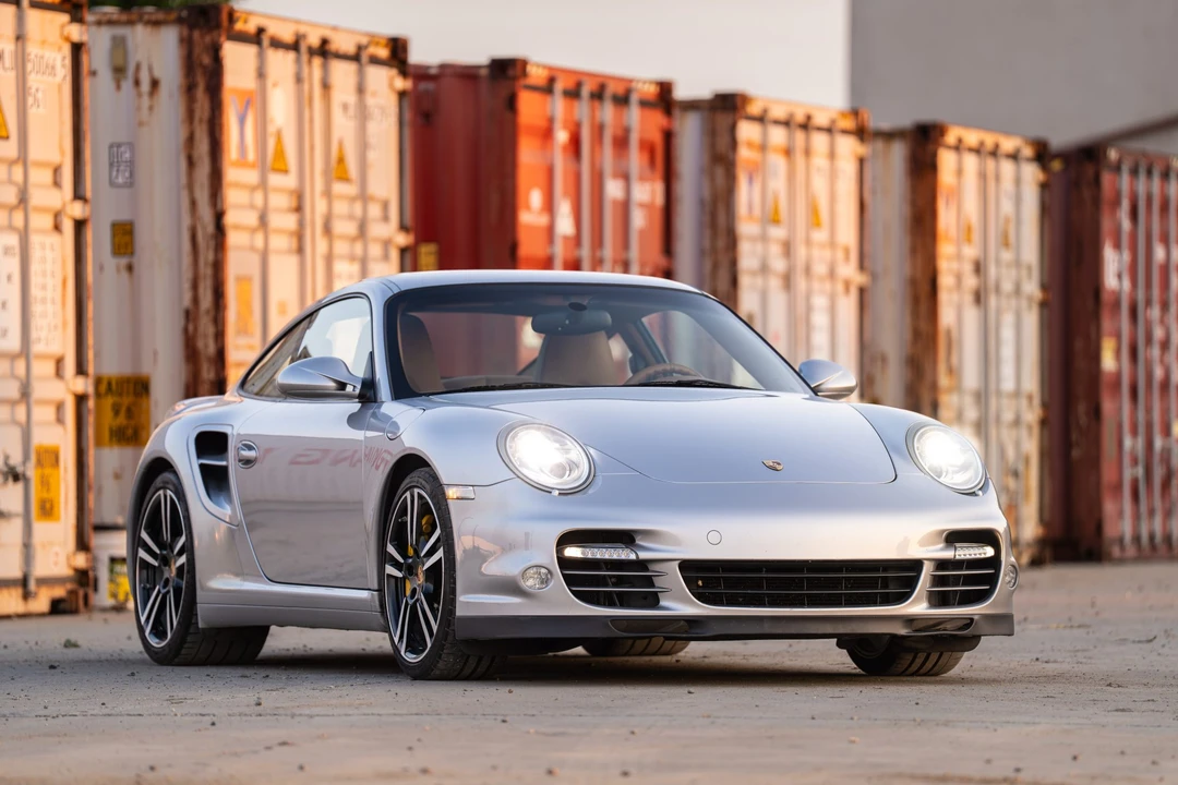 2011 Porsche 997 Turbo - Image 29 of 31