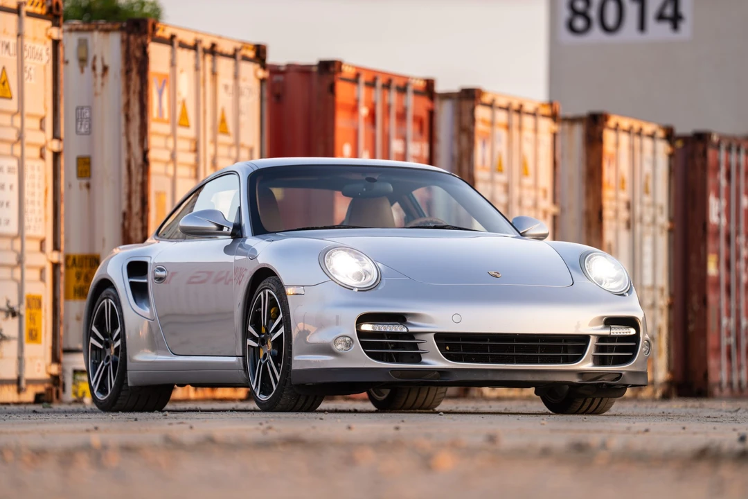 2011 Porsche 997 Turbo - Image 30 of 31