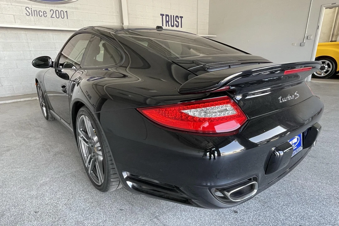 2011 Porsche 997 Turbo - Image 20 of 31