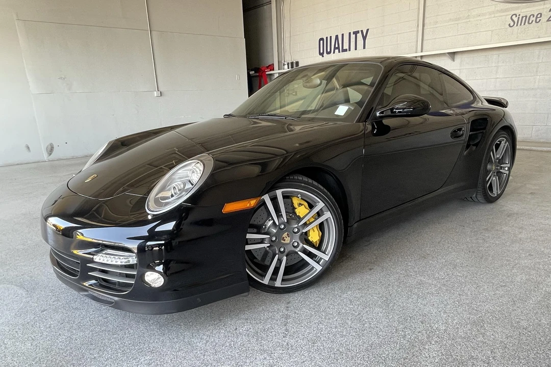 2011 Porsche 997 Turbo - Image 15 of 31