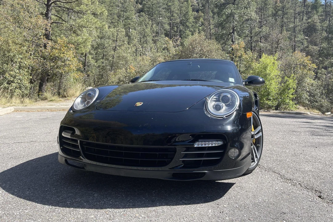 2011 Porsche 997 Turbo - Image 10 of 31