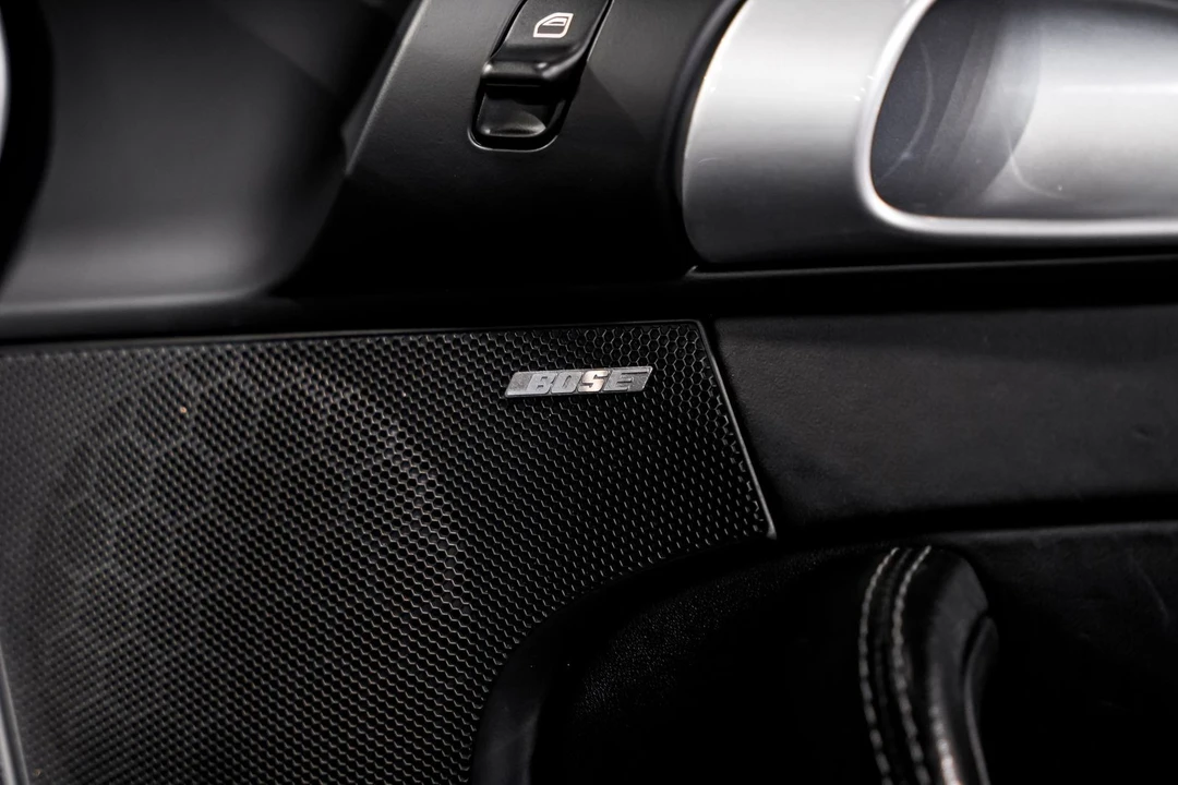 2011 Porsche 997 Turbo S - Image 18 of 31
