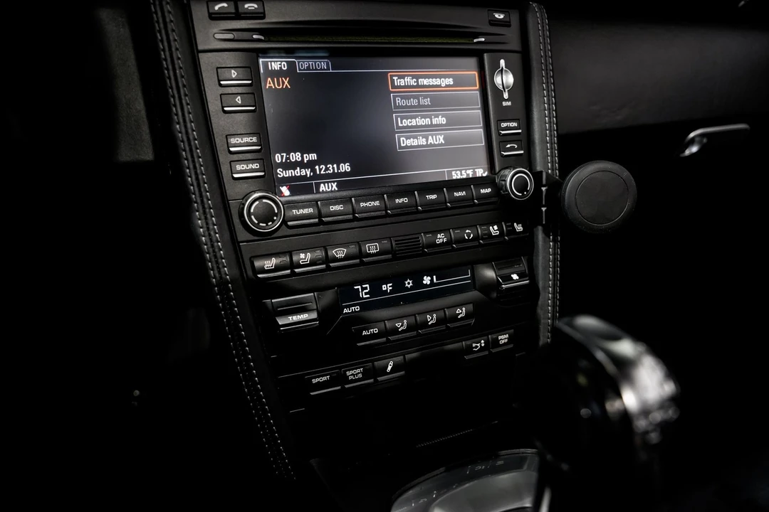 2011 Porsche 997 Turbo S - Image 13 of 31