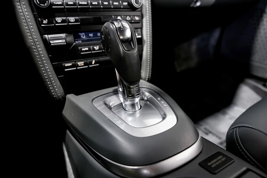 2011 Porsche 997 Turbo - Image 15 of 21
