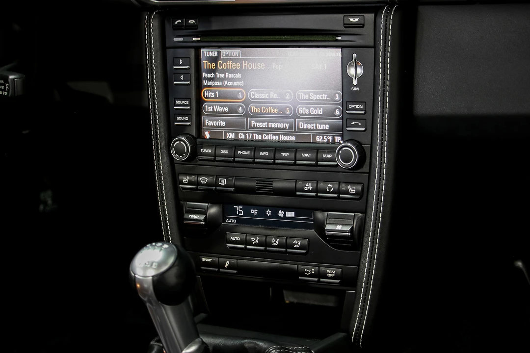 2011 Porsche 997 Turbo - Image 15 of 21