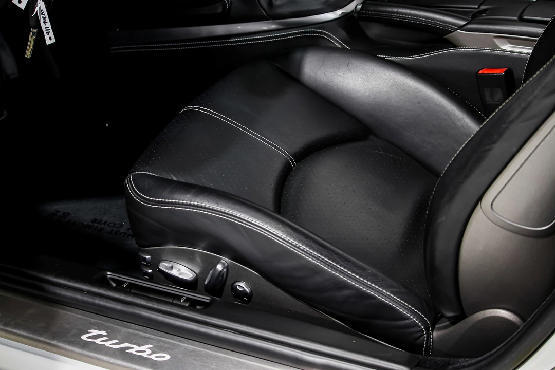 2011 Porsche 997 Turbo - Image 18 of 21