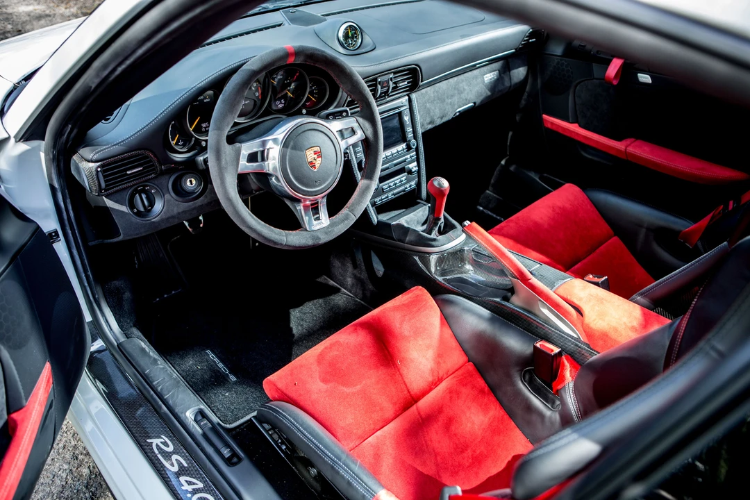 2011 Porsche 997 GT3 RS - Image 8 of 27