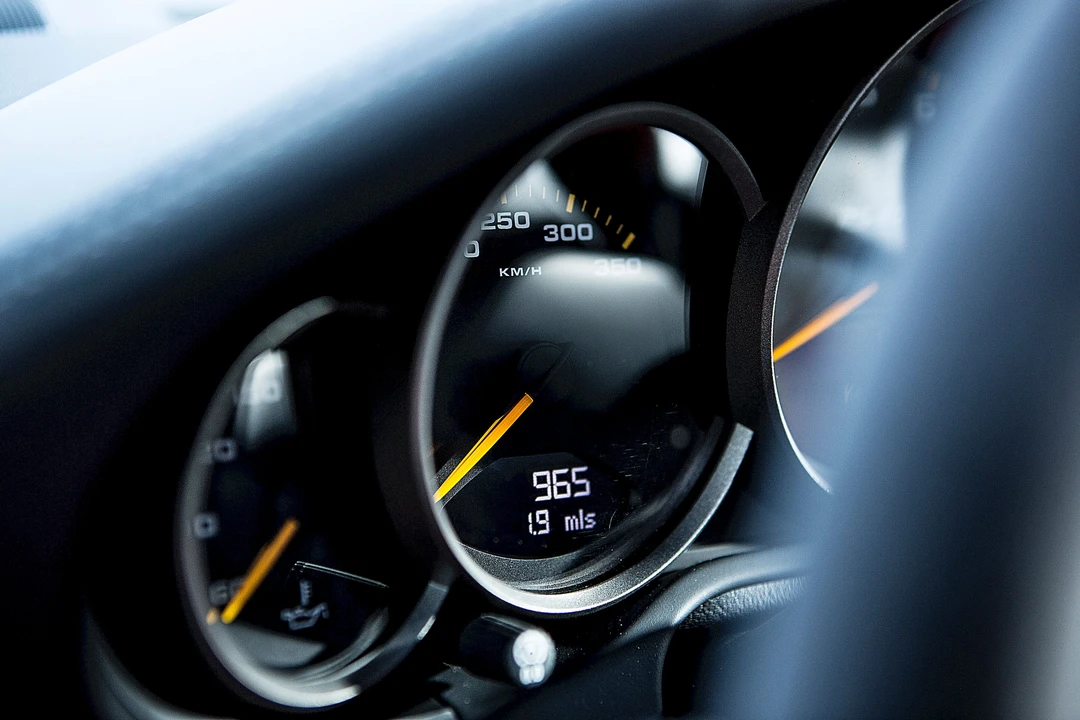 2011 Porsche 997 GT3 RS - Image 11 of 27