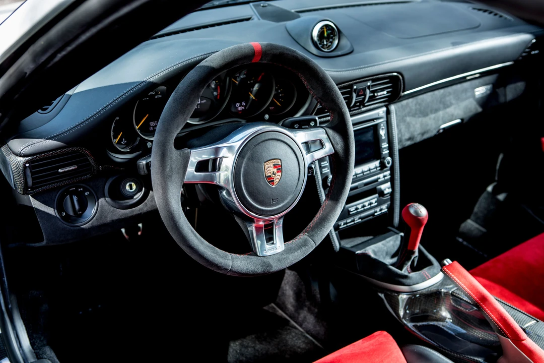 2011 Porsche 997 GT3 RS - Image 9 of 27