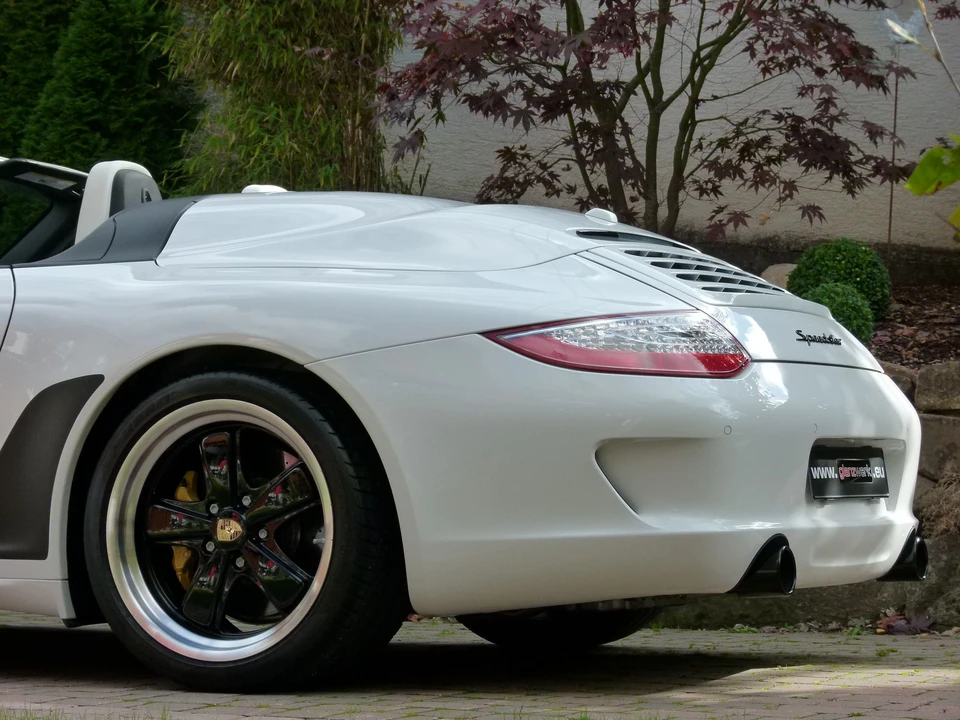 2011 Porsche 997 Speedster - Image 22 of 31