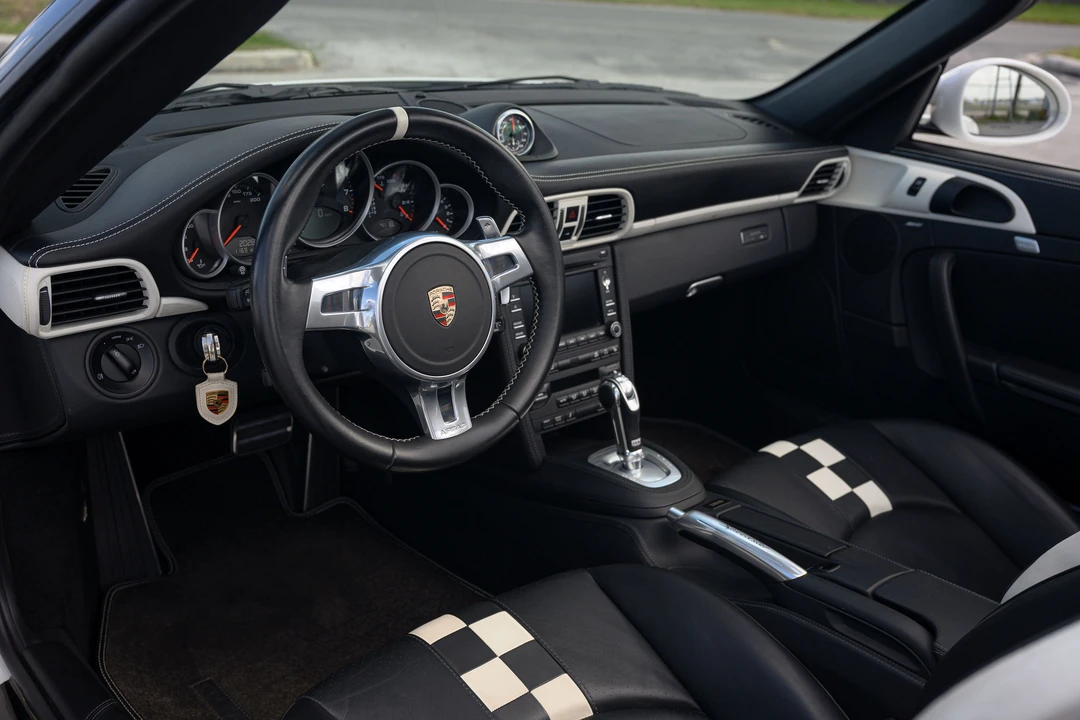 2011 Porsche 997 Speedster - Image 5 of 31