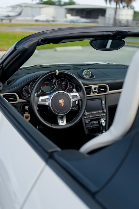 2011 Porsche 997 Speedster - Image 18 of 31
