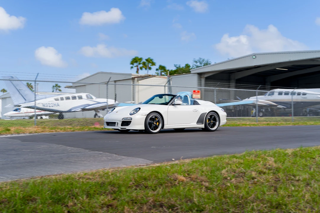 2011 Porsche 997 Speedster - Image 12 of 31