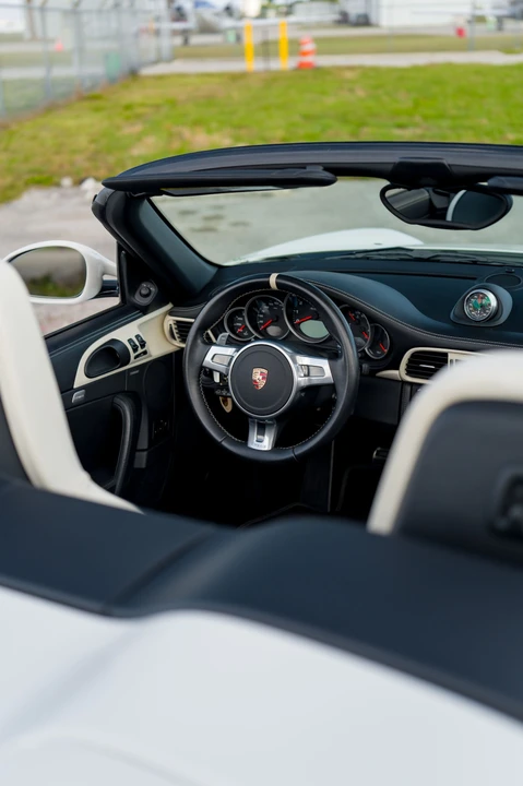 2011 Porsche 997 Speedster - Image 19 of 31