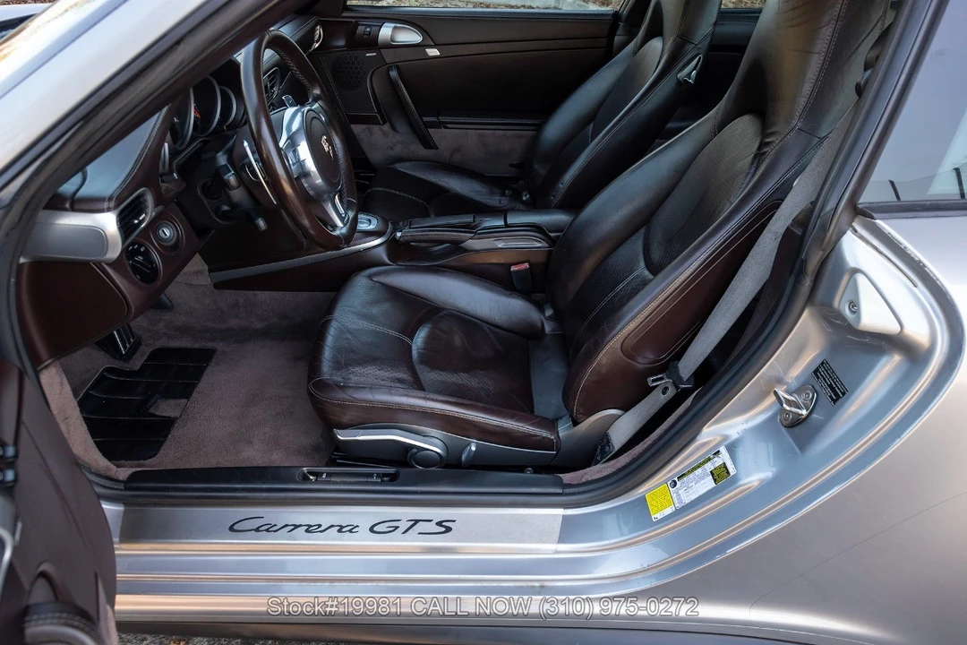 2011 Porsche 997 Carrera - Image 28 of 31