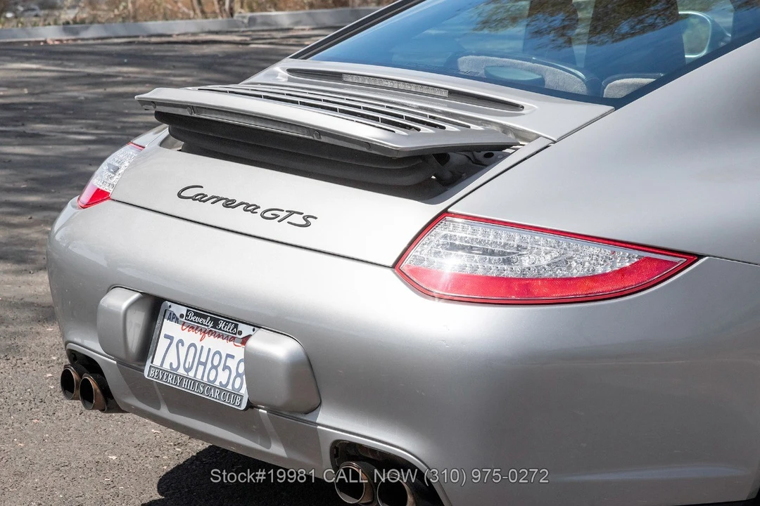 2011 Porsche 997 Carrera - Image 10 of 31