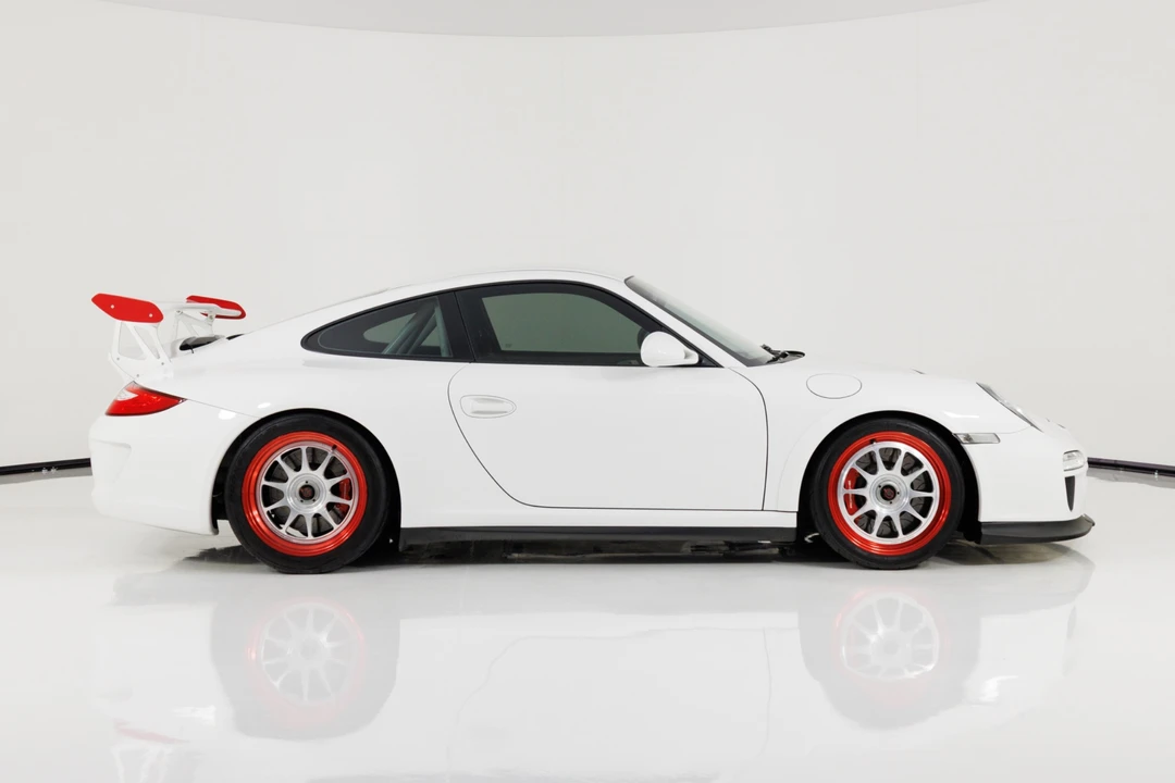 2011 Porsche 997 Carrera - Image 2 of 31