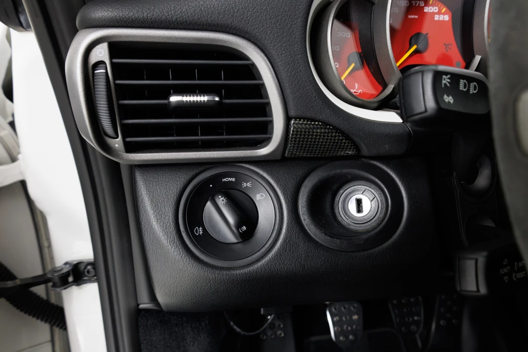 2011 Porsche 997 Carrera - Image 24 of 31