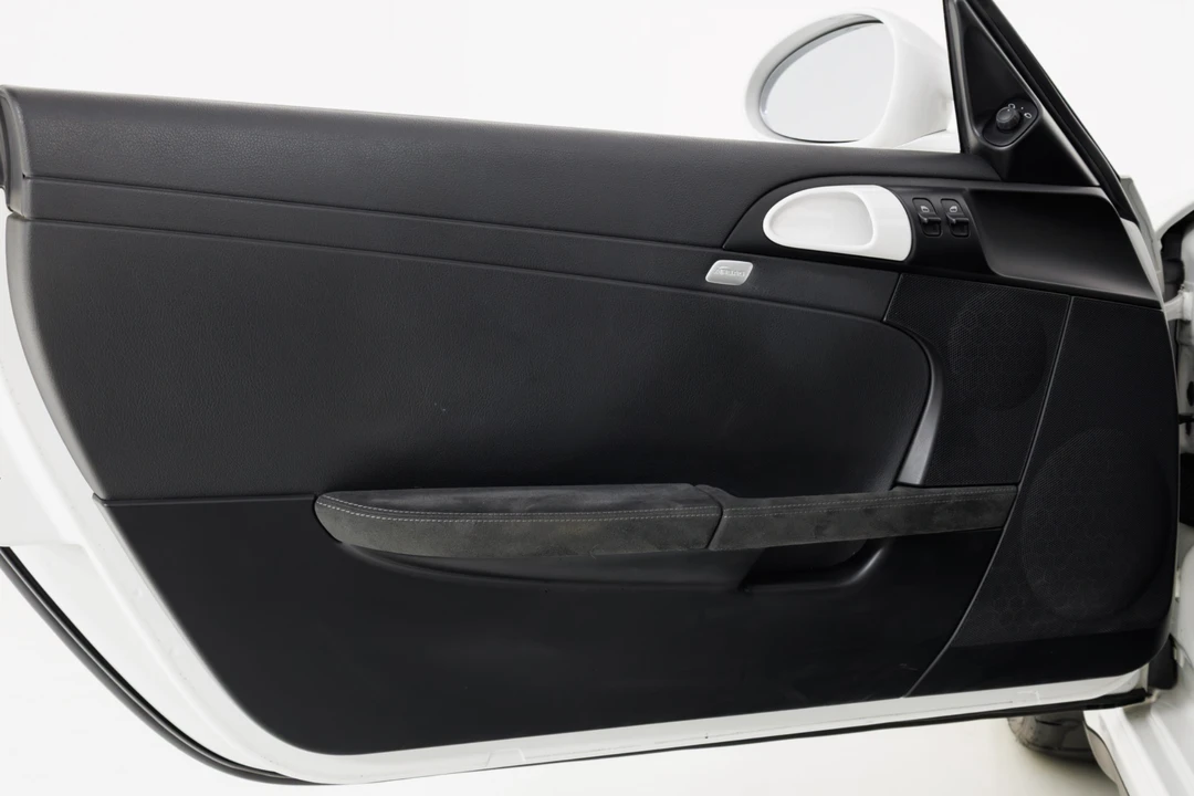 2011 Porsche 997 Carrera - Image 27 of 31