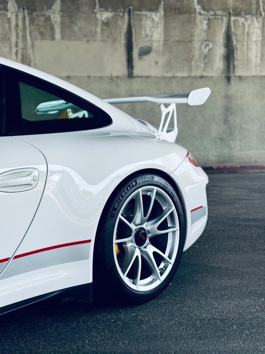 2011 Porsche 997 GT3 RS - Image 4 of 10