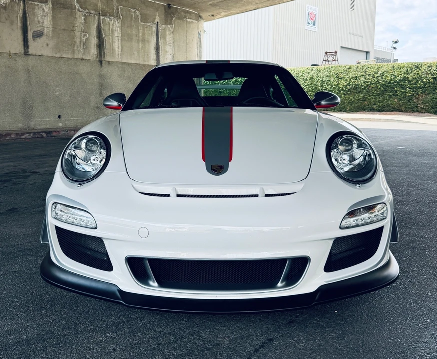 2011 Porsche 997 GT3 RS - Image 2 of 10