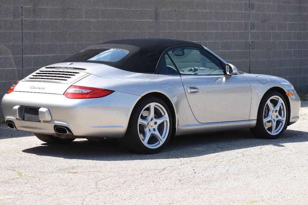 2011 Porsche 997 Carrera - Image 15 of 31