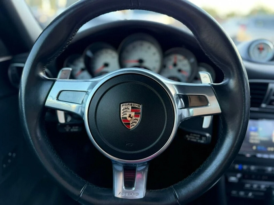 2011 Porsche 997 Carrera - Image 10 of 21