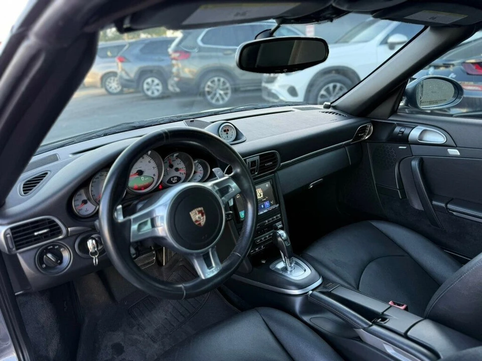 2011 Porsche 997 Carrera - Image 9 of 21