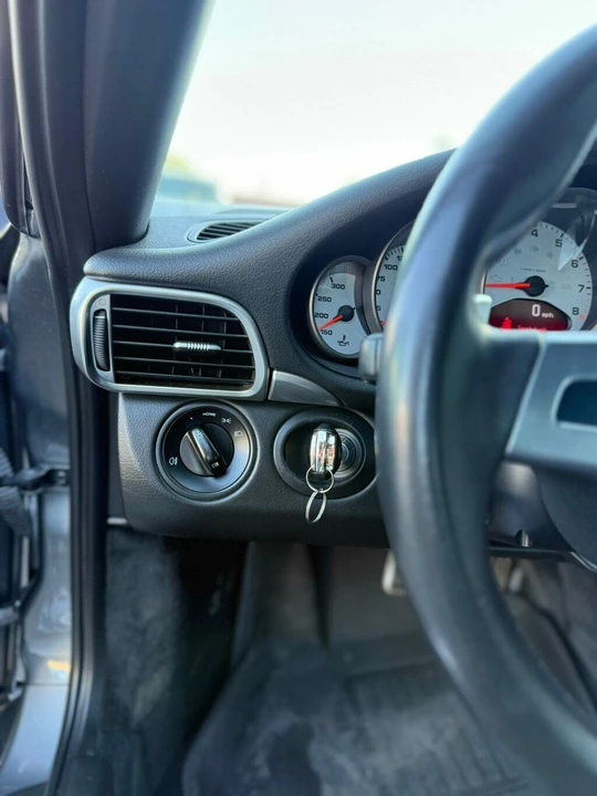 2011 Porsche 997 Carrera - Image 18 of 21