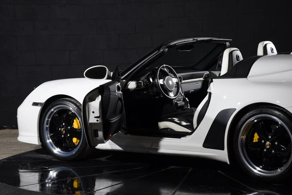 2011 Porsche 997 Carrera - Image 13 of 31