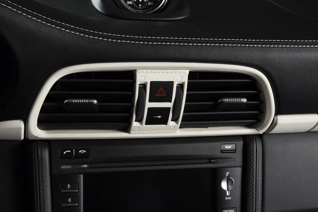 2011 Porsche 997 Carrera - Image 20 of 31