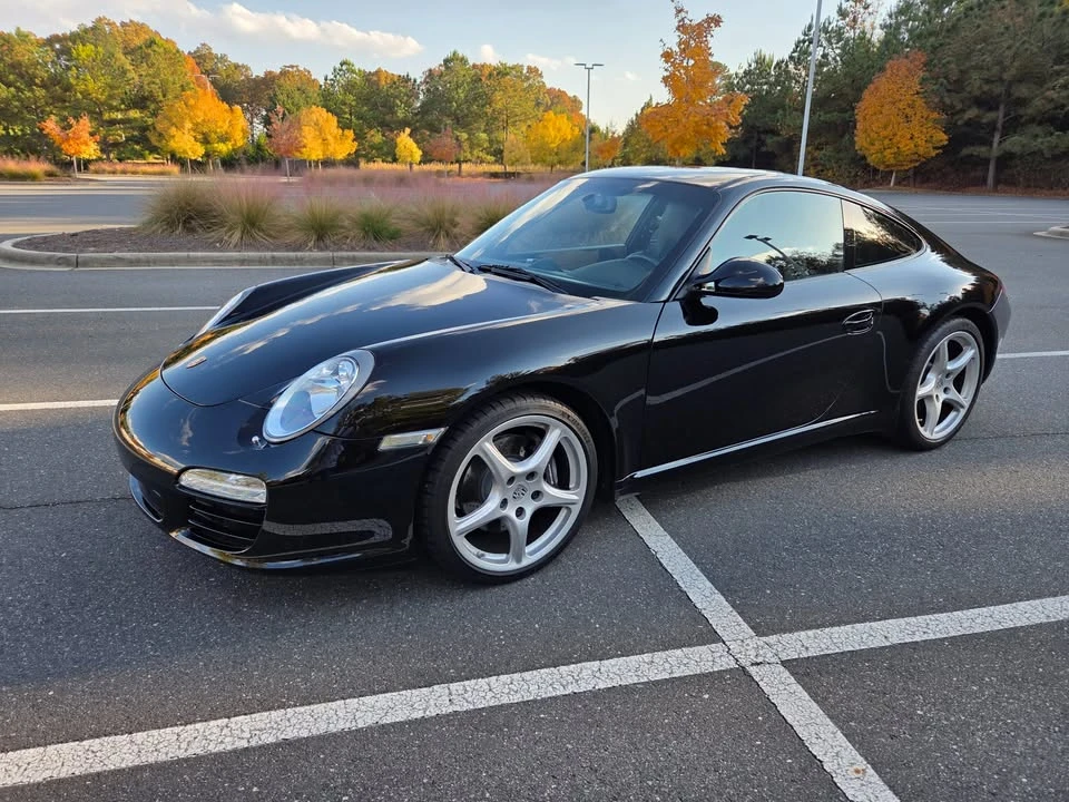 2011 Porsche 997 Carrera - Image 2 of 13