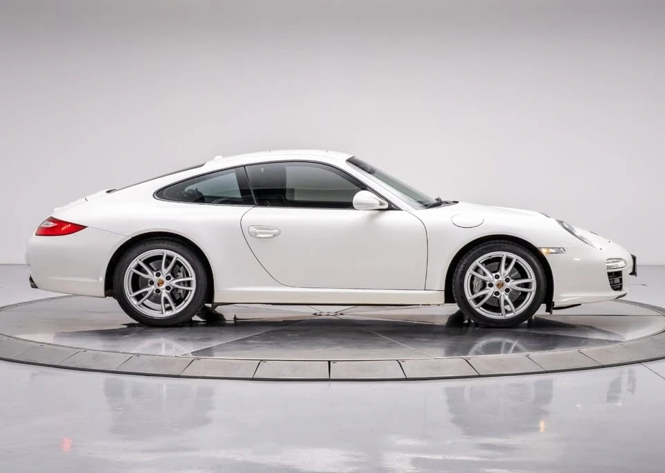 2011 Porsche 997 Carrera - Image 8 of 19