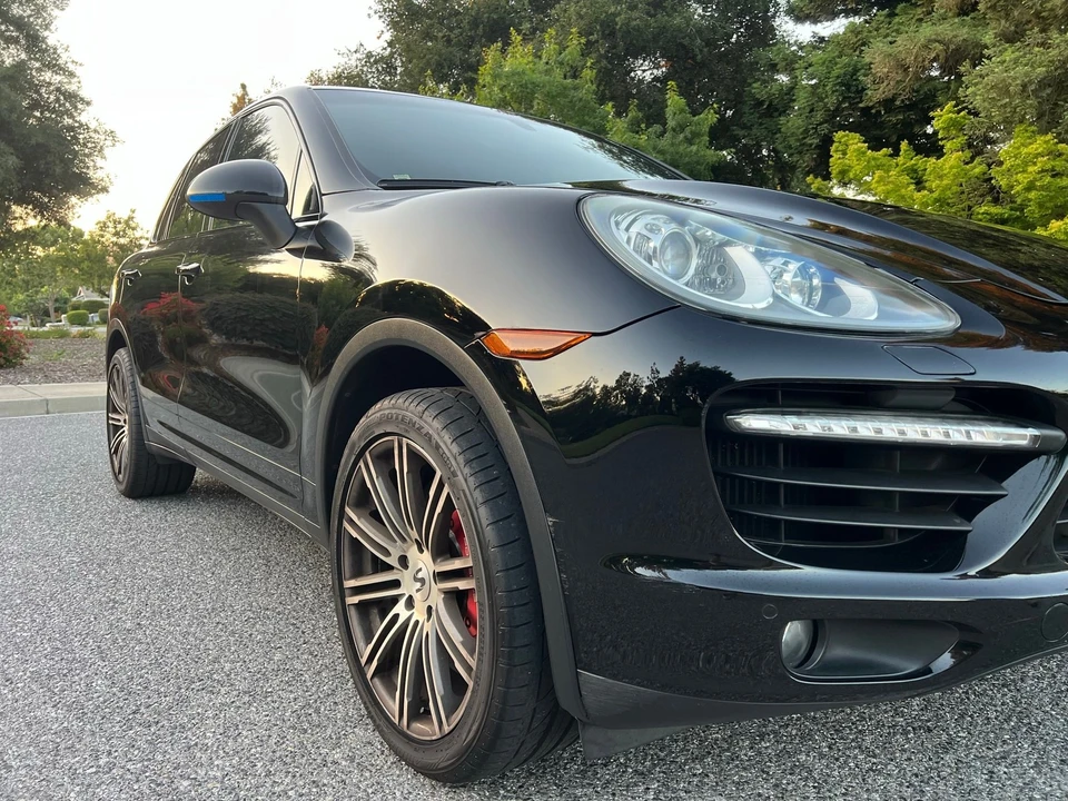 2011 Porsche 958 Cayenne Turbo - Image 4 of 19