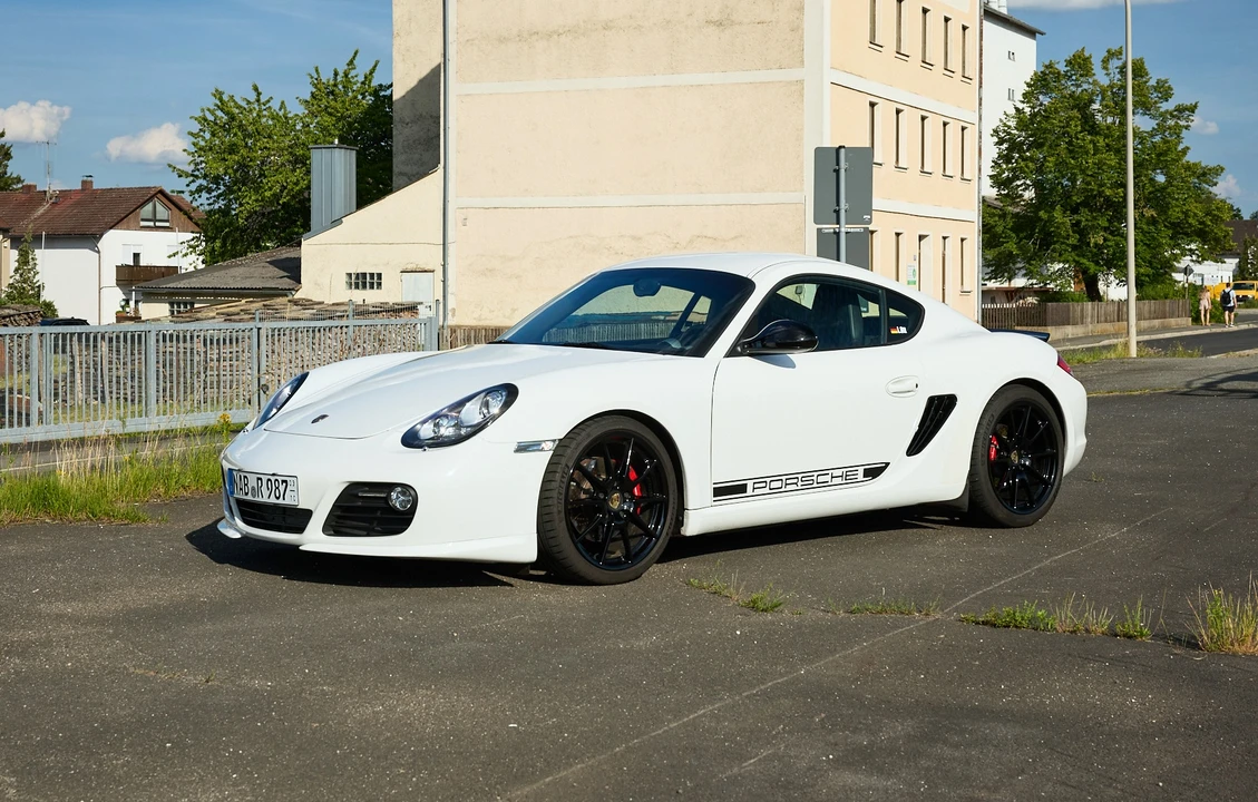 2011 Porsche 987 Cayman R - Image 11 of 31