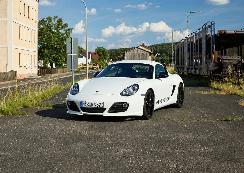 2011 Porsche 987 Cayman R - Image 10 of 31