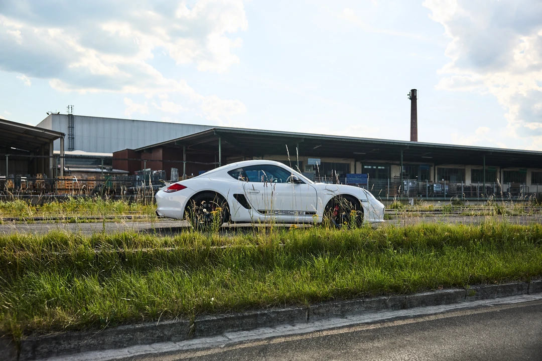 2011 Porsche 987 Cayman R - Image 4 of 31