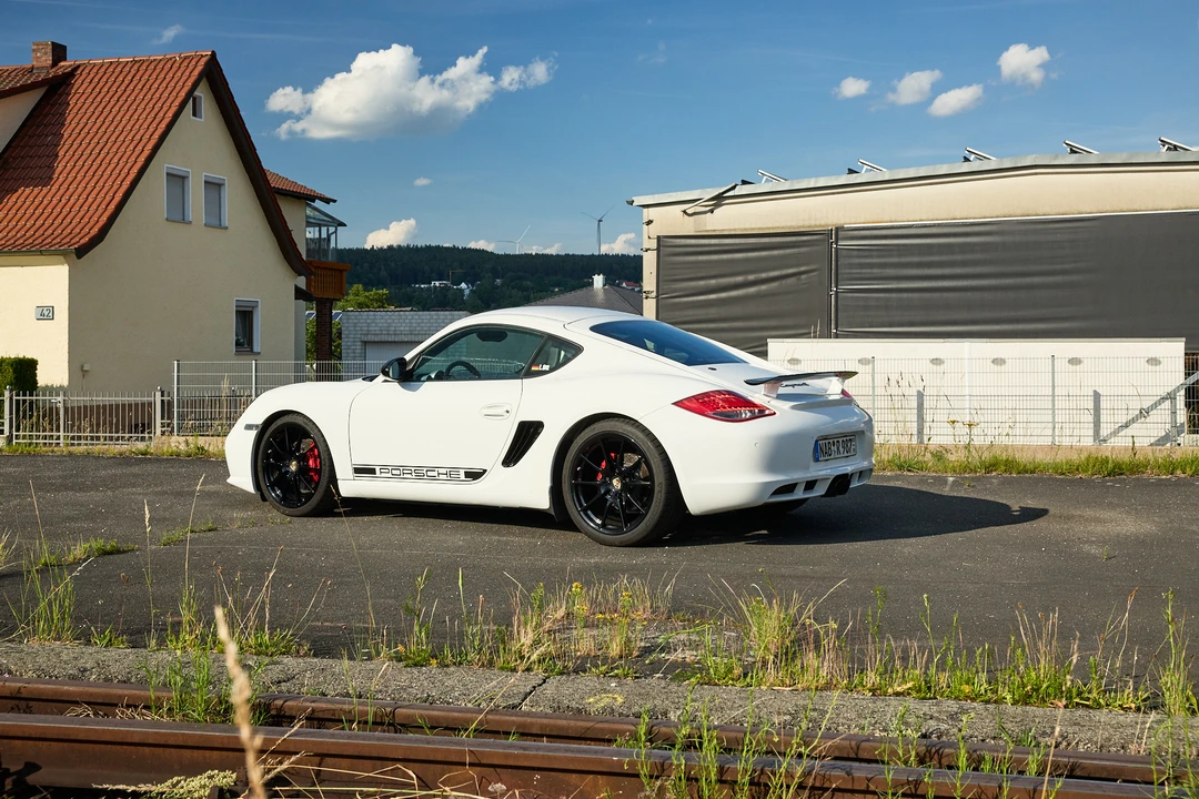 2011 Porsche 987 Cayman R - Image 8 of 31