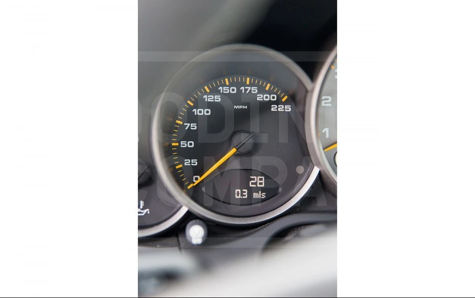 2011 Porsche 997 GT3 RS - Image 9 of 17