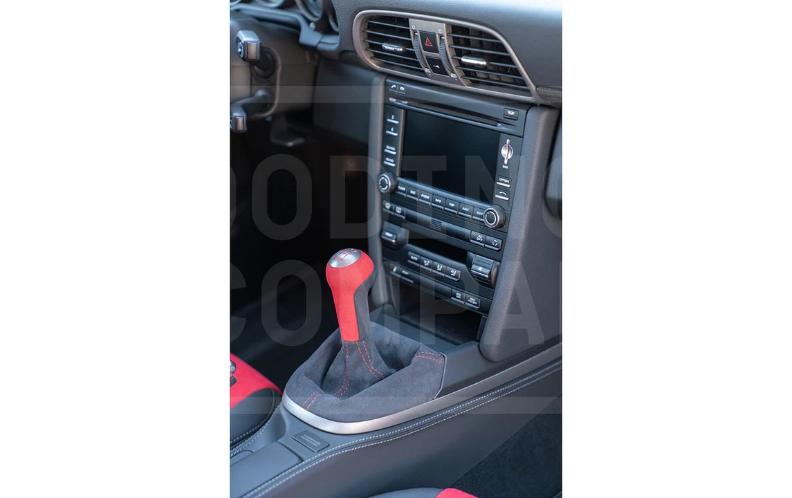 2011 Porsche 997 GT3 RS - Image 12 of 18