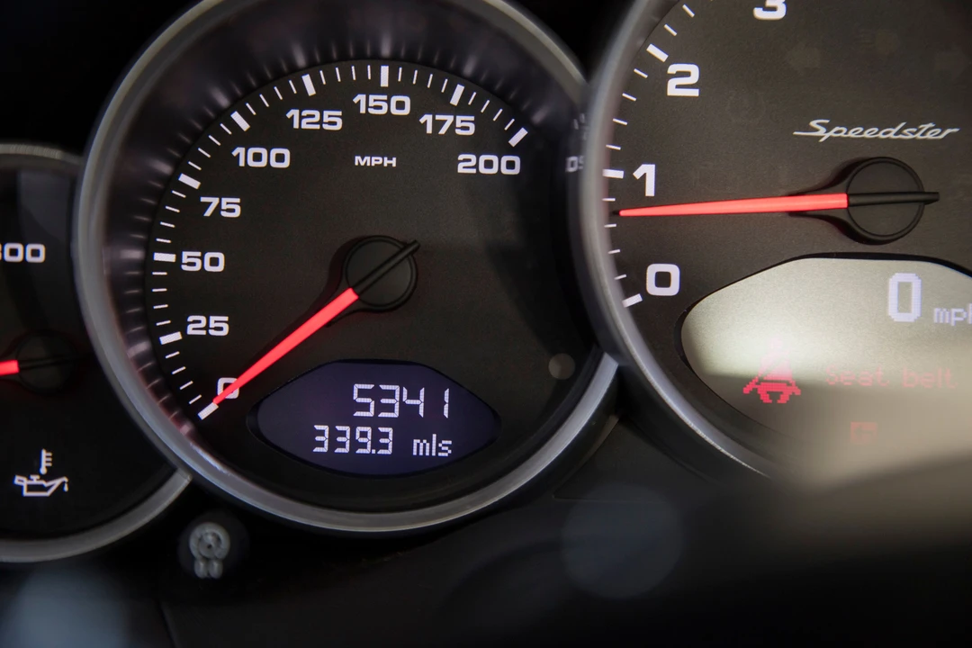 2011 Porsche 997 Speedster - Image 16 of 31