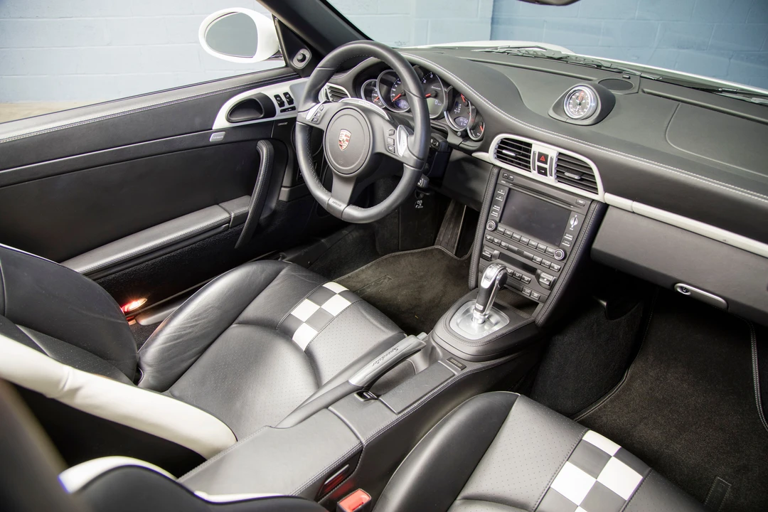 2011 Porsche 997 Speedster - Image 20 of 31