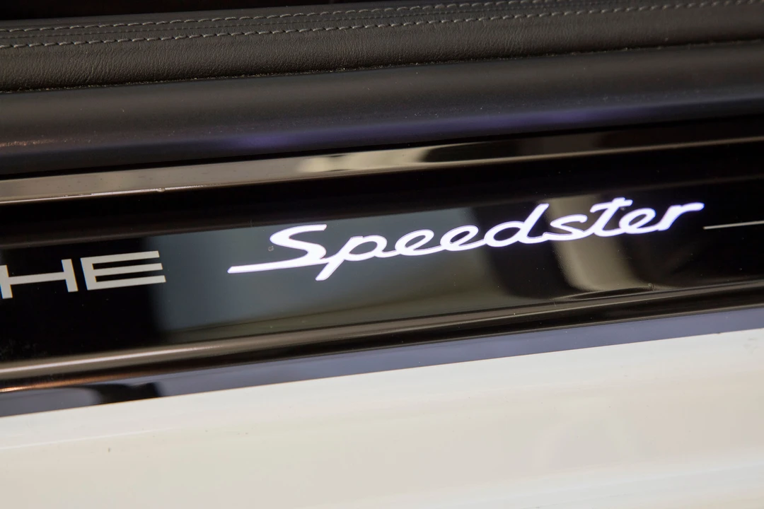 2011 Porsche 997 Speedster - Image 13 of 31