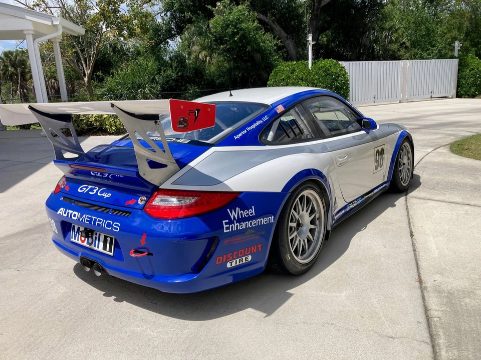 2011 Porsche 997 GT3 - Image 4 of 16