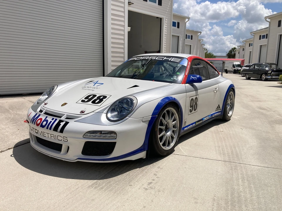 2011 Porsche 997 GT3 - Image 3 of 16