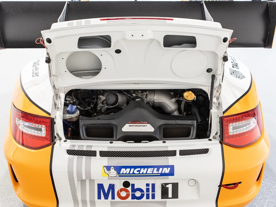 2011 Porsche 997 GT3 - Image 6 of 12