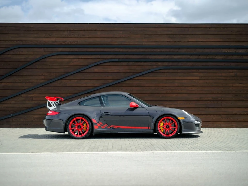 2011 Porsche 997 GT3 RS - Image 3 of 21