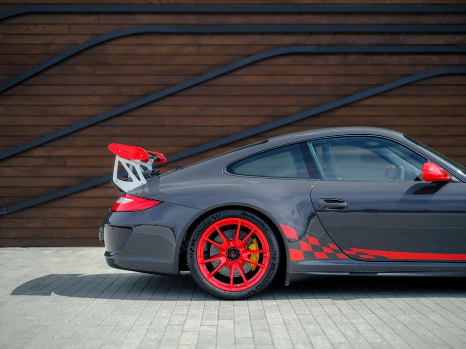 2011 Porsche 997 GT3 RS - Image 5 of 21
