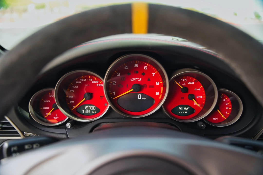 2011 Porsche 997 GT3 RS - Image 7 of 25